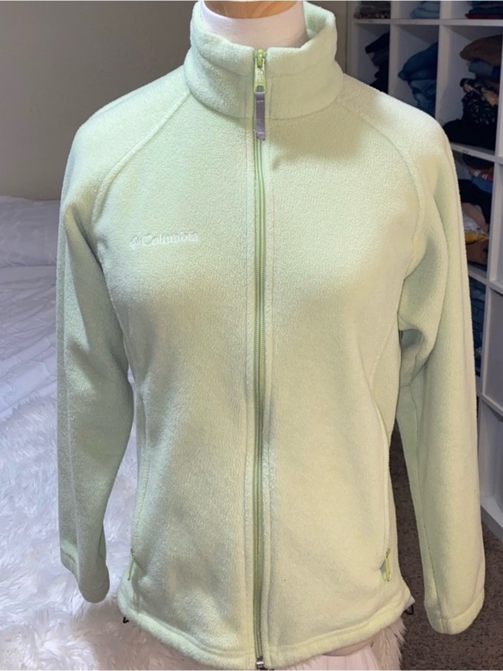 Columbia women’s Light Green Full-Zip Fleece Jacket size xl